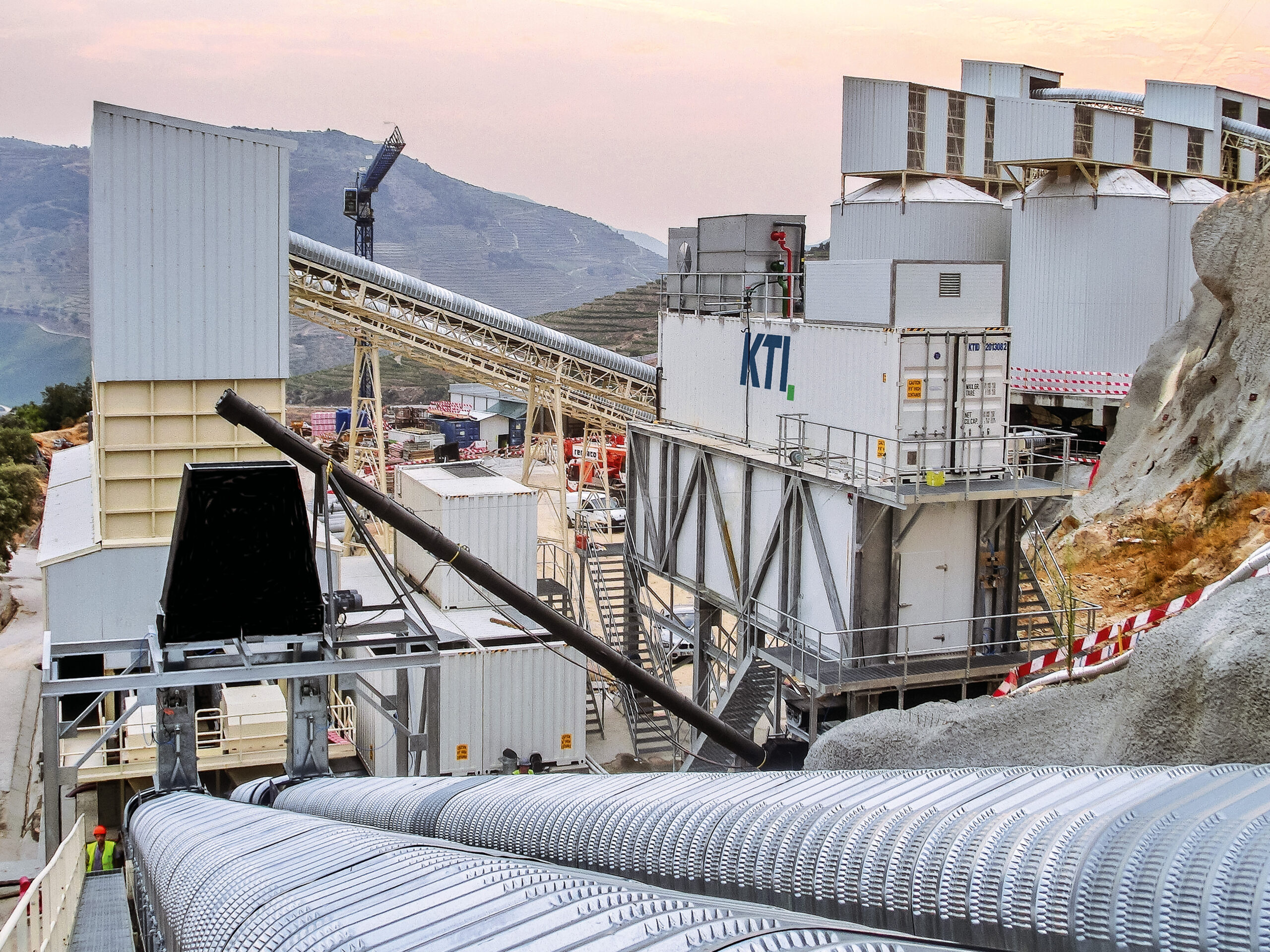 Concreting in summer and winter